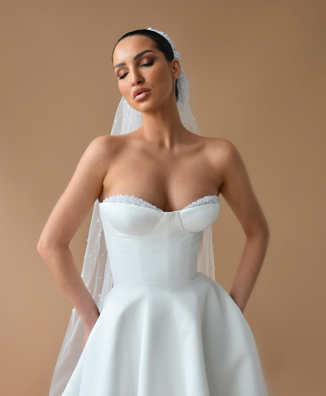 BRIDAL LOOK 077 - Image 4