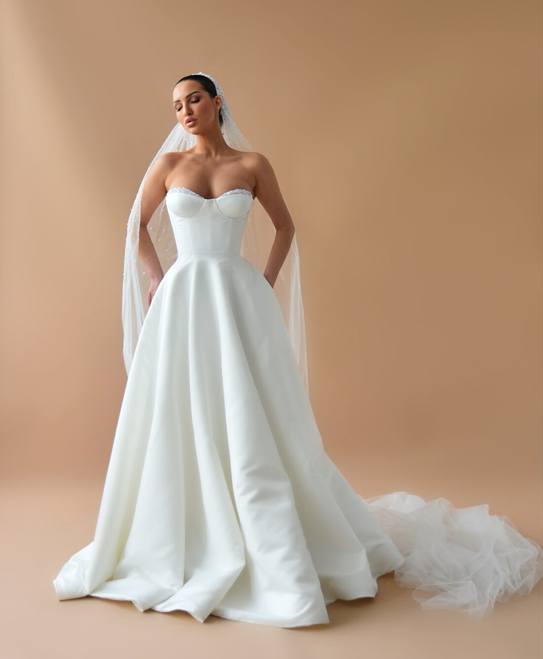 BRIDAL LOOK 077 - Image 6