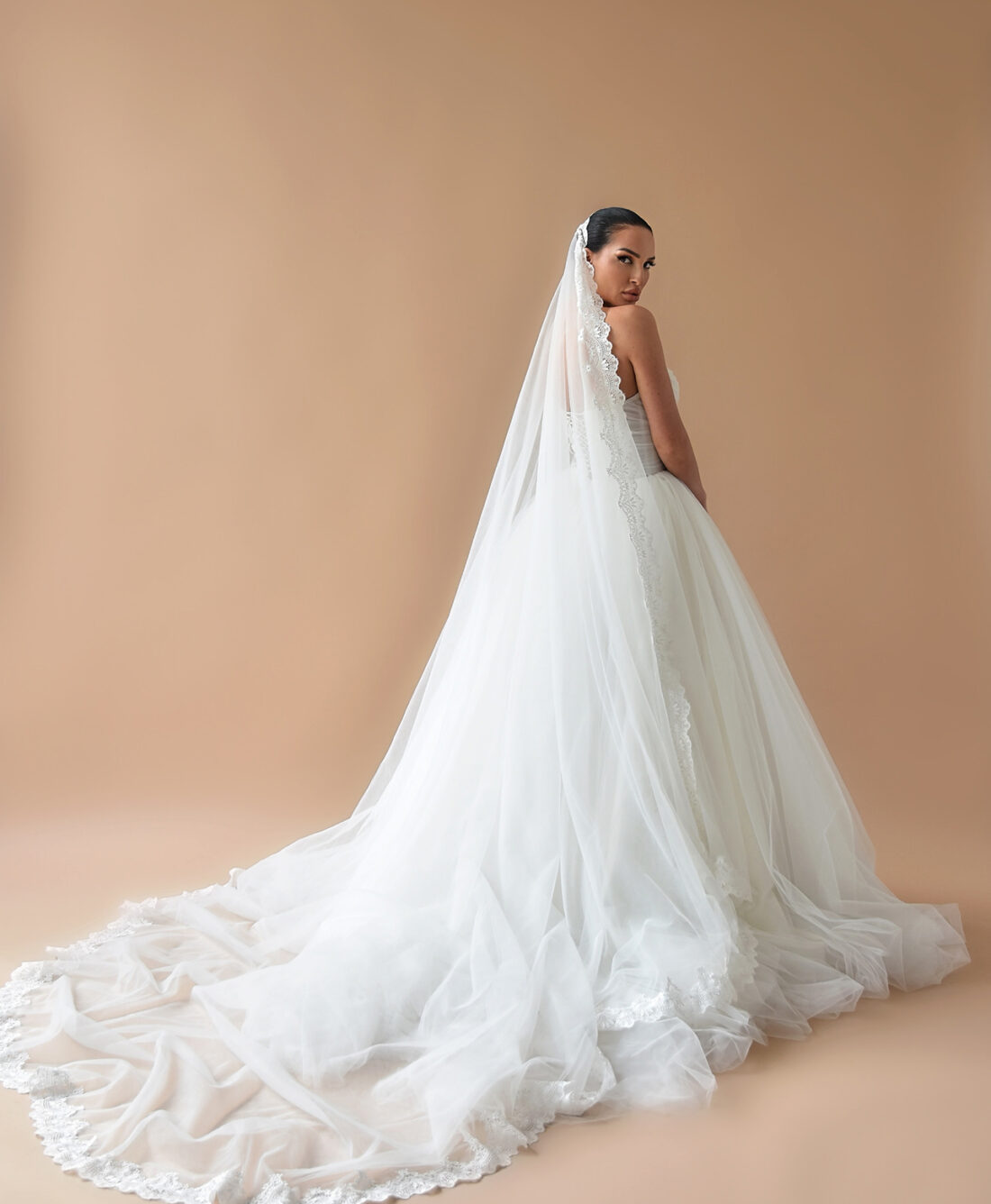 BRIDAL LOOK 070 - Image 3