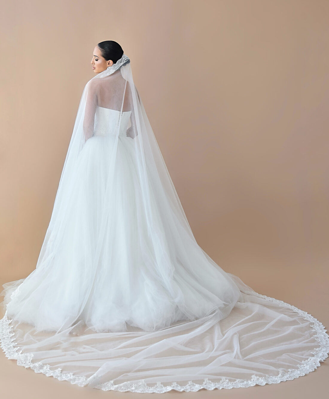 BRIDAL LOOK 068 - Image 3