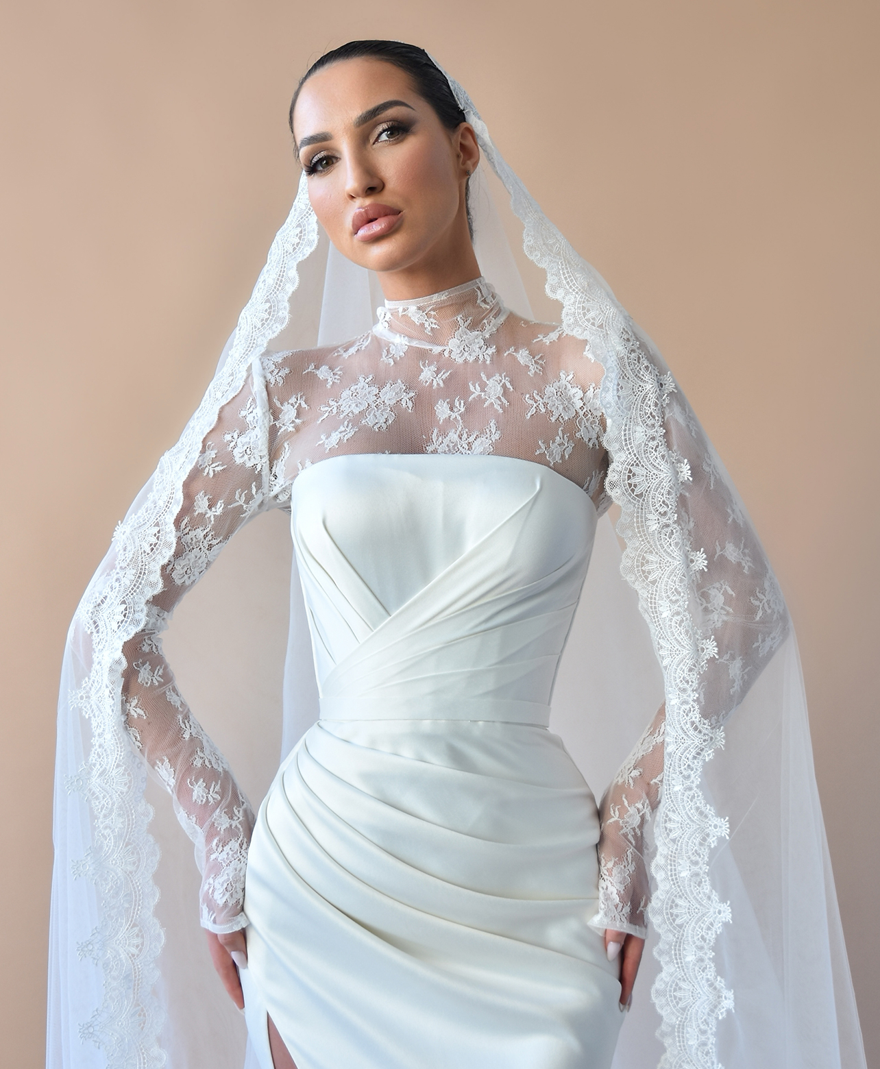 BRIDAL LOOK 069 - Lia Stublla