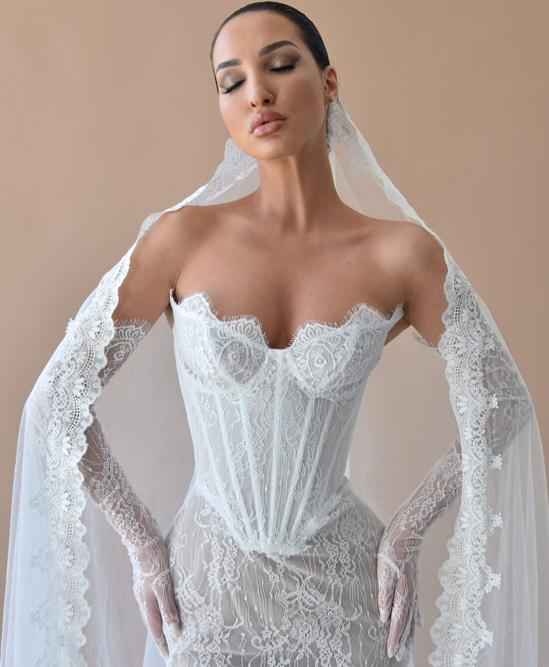 BRIDAL LOOK 054 - Image 3