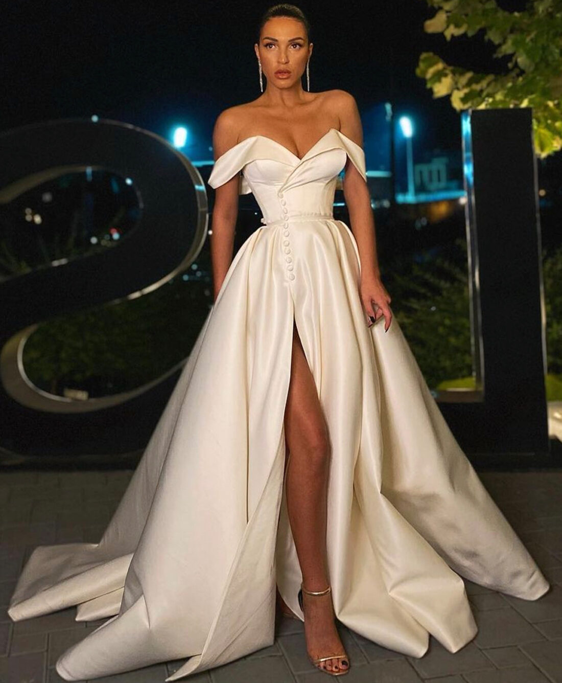 BRIDAL LOOK 019 - Image 3