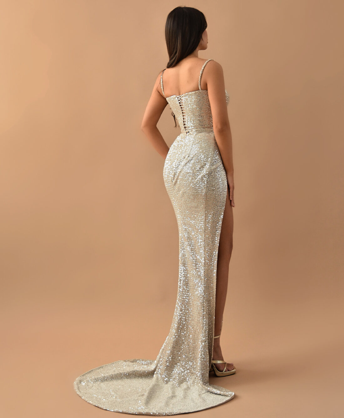 SPRING LOOK 006 - Image 4
