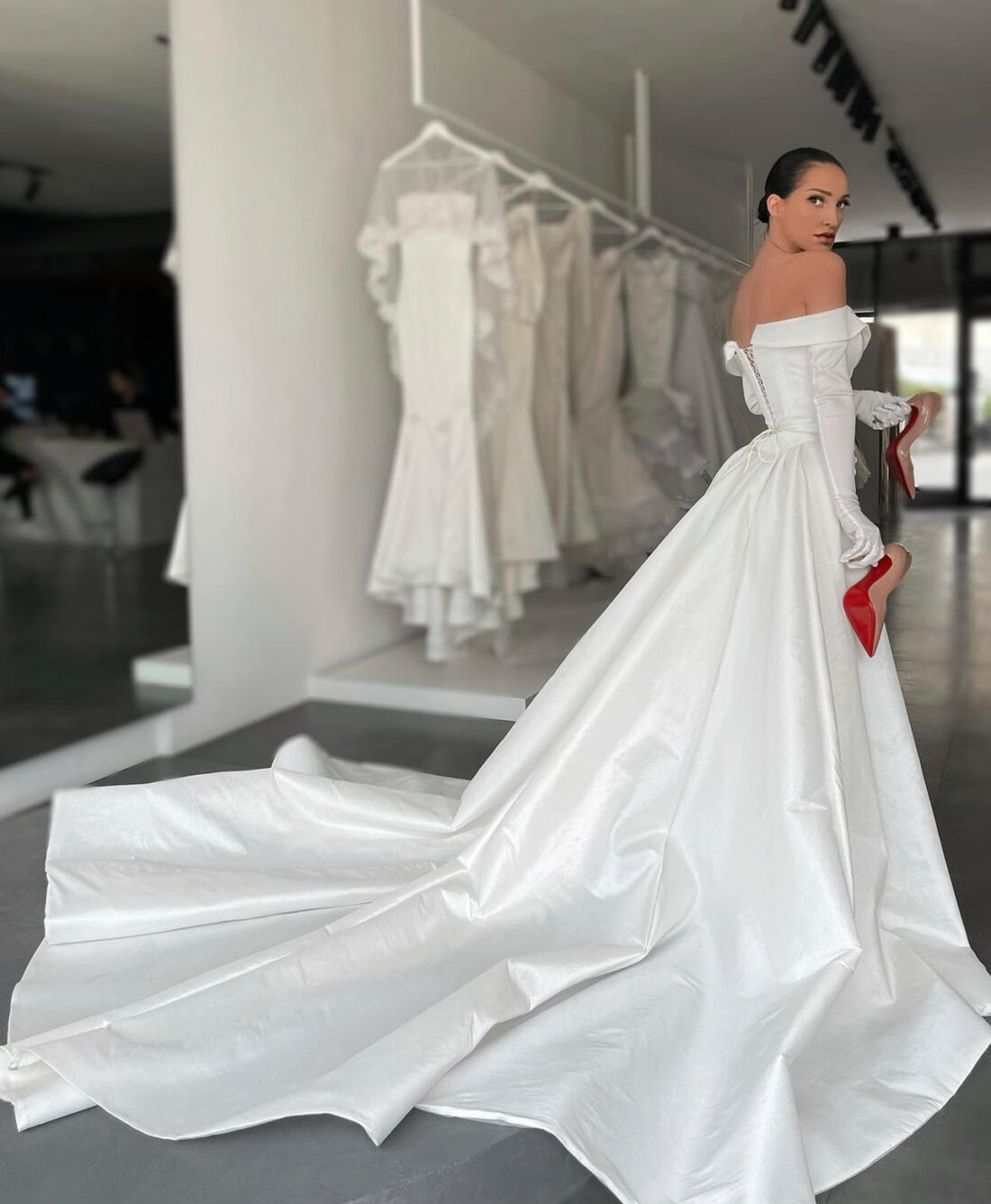 BRIDAL LOOK 034 - Image 3