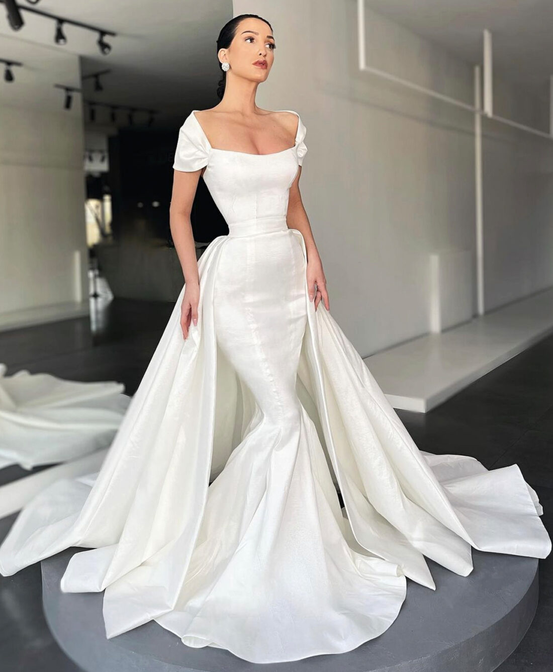 BRIDAL LOOK 030 - Image 2