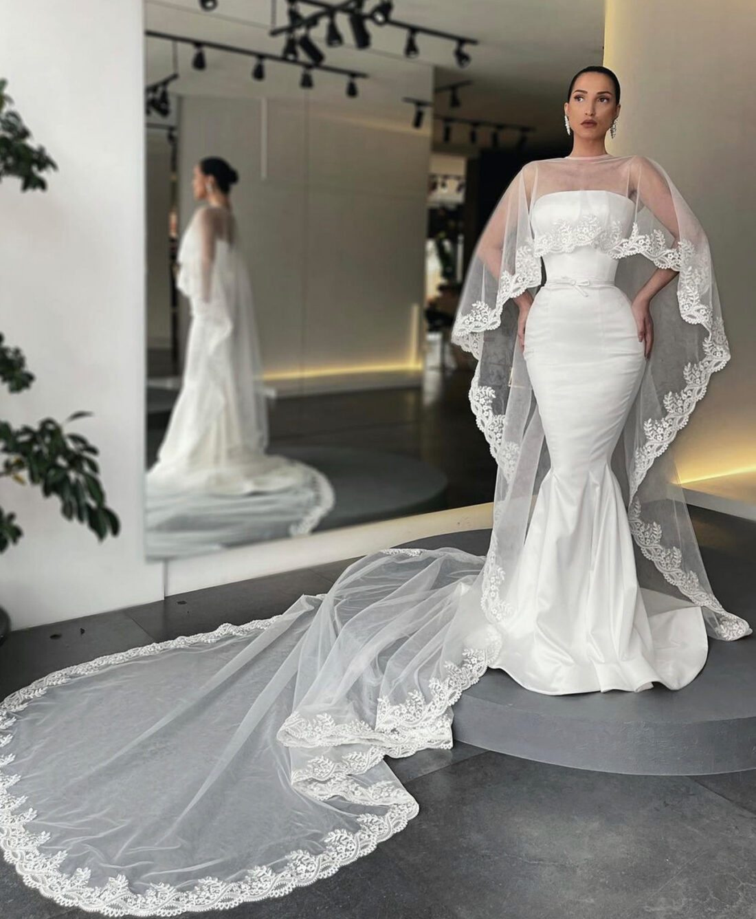 BRIDAL LOOK 028 - Image 2