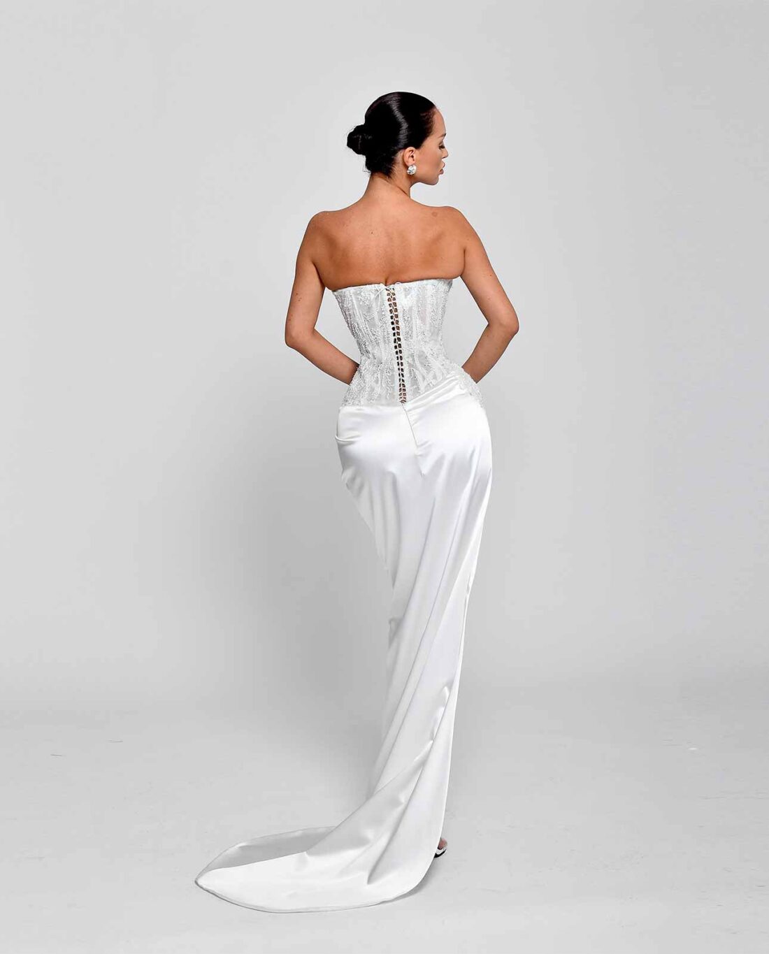 Love & Spirit Bridal 016 - Image 4