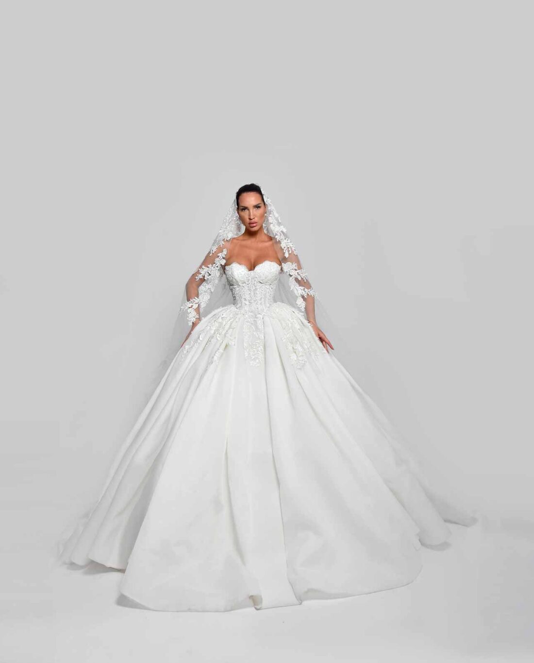 Love & Spirit Bridal 015 - Image 3