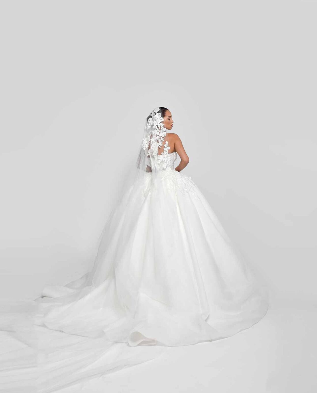 Love & Spirit Bridal 015 - Image 4