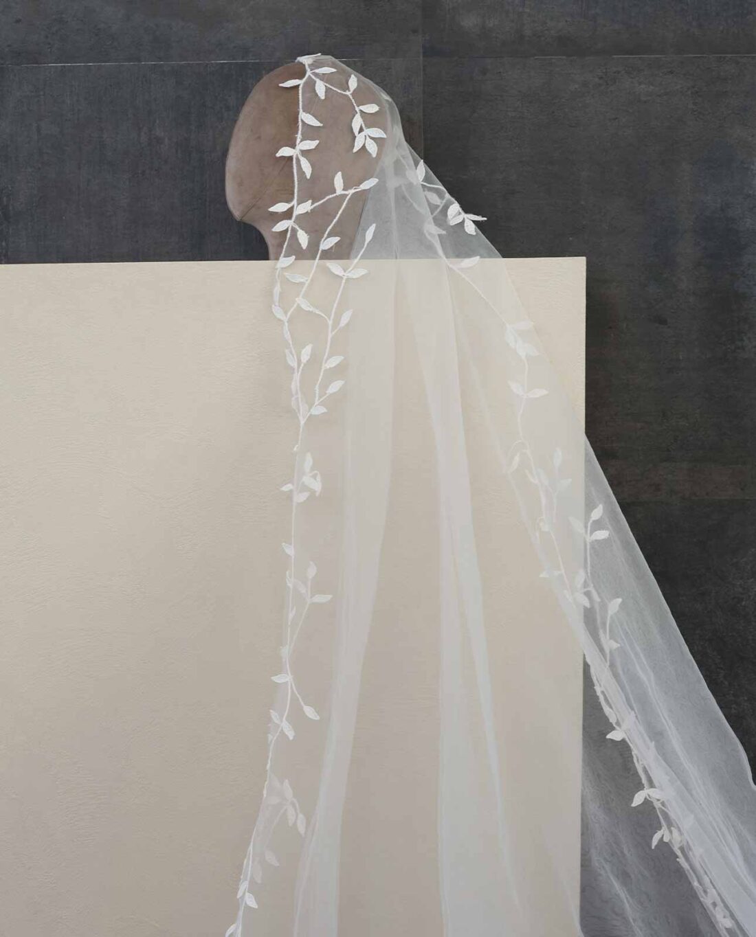 Bridal Veil 006 - Image 4